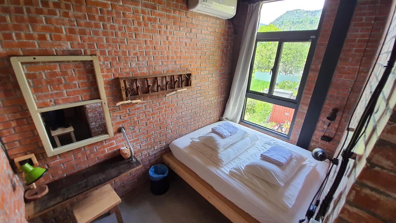 缽割貓點點 青旅 Diandian Hostel Puli Exterior foto